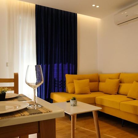 2E Center Apartment Tirana Exteriör bild