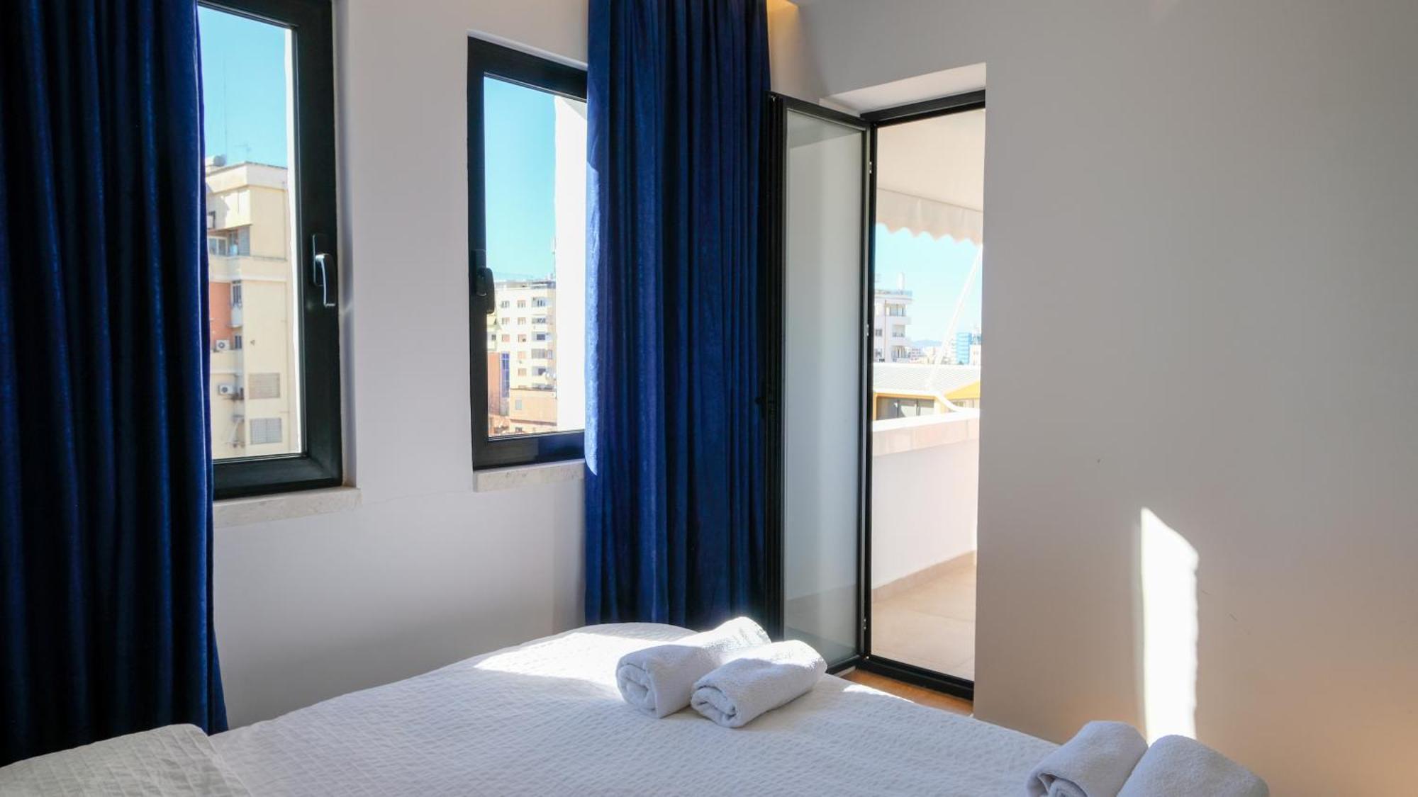 2E Center Apartment Tirana Exteriör bild
