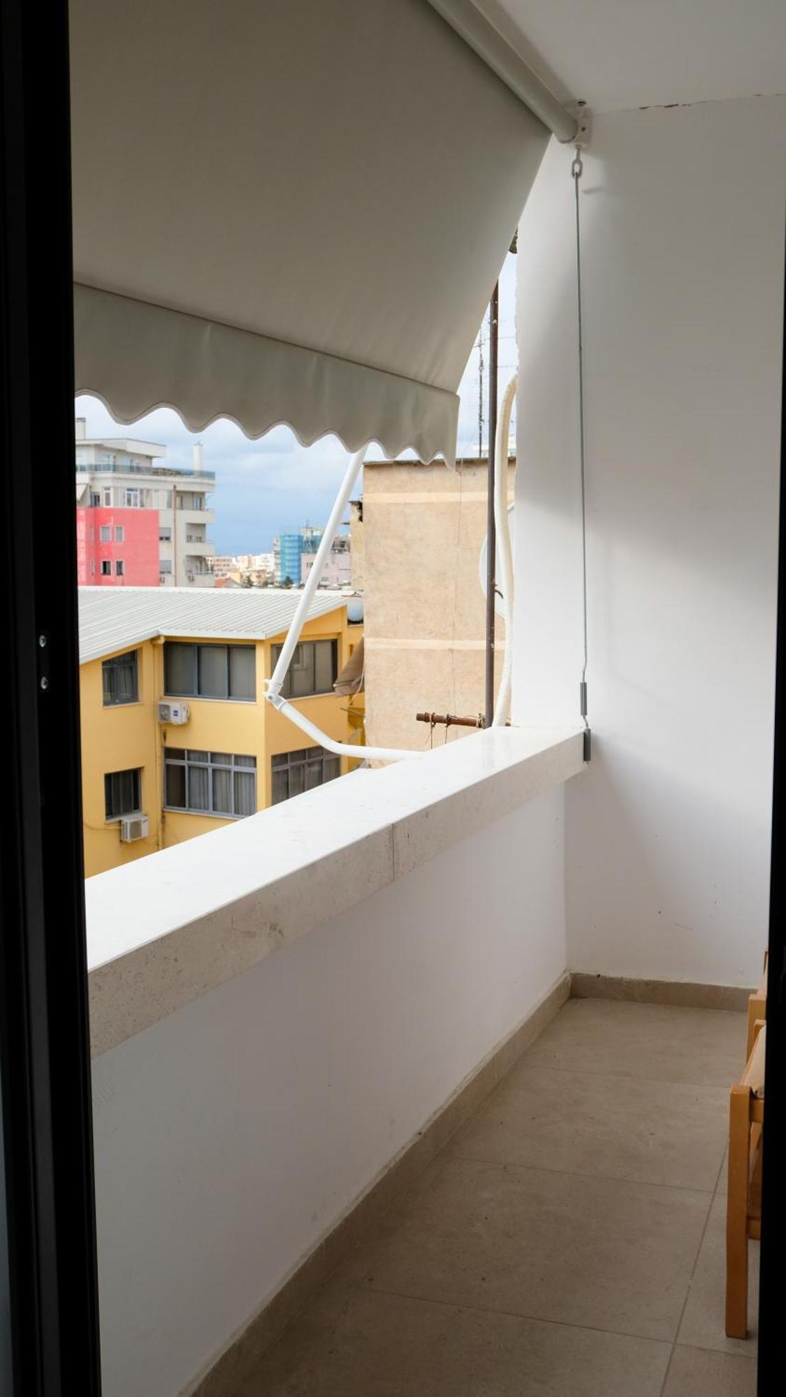 2E Center Apartment Tirana Exteriör bild